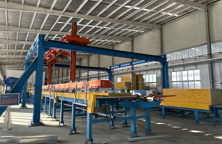 Sandwich Panel Production